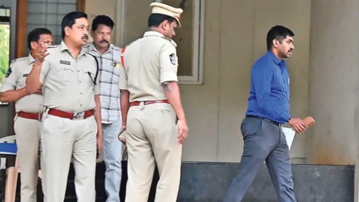 Senior IPS officer M Sunil Naik appears for questioning at the Guntur CCS.