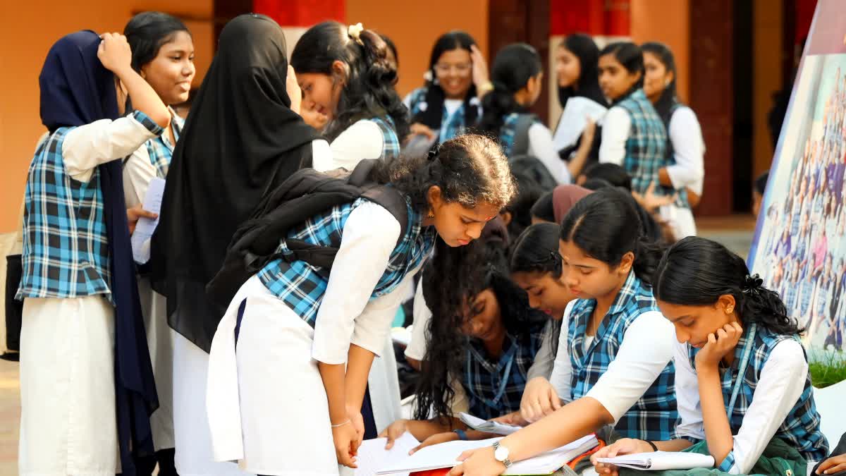 SSLC ENGLISH EXAM  എസ്എസ്എല്‍സി  ഇംഗ്ലീഷ് പരീക്ഷ  സംസ്ഥാന സിലബസ്