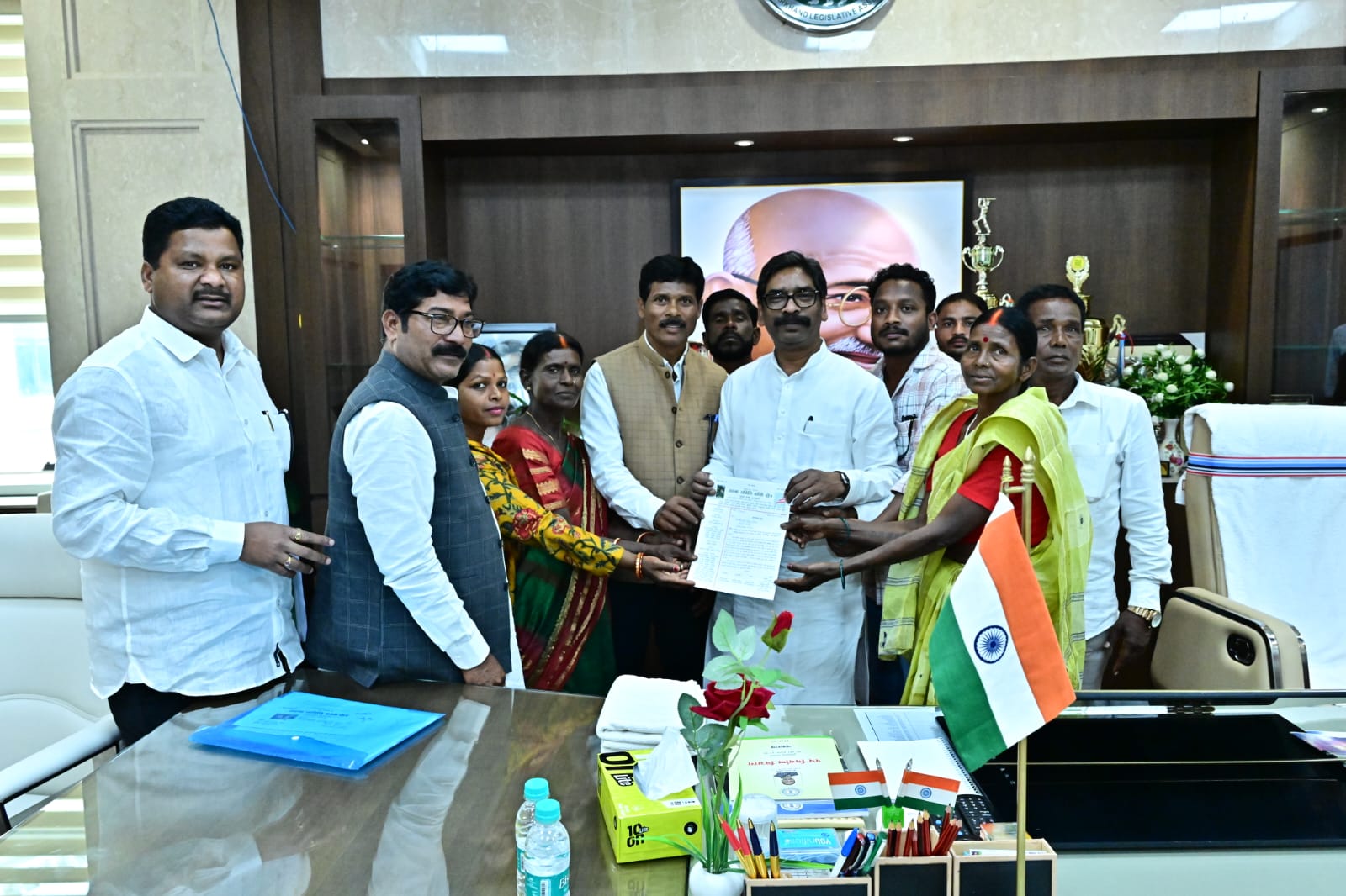 Chief Minister Hemant Soren met Governor Santosh Kumar Gangwar