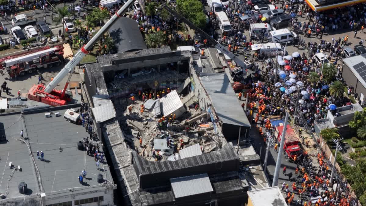 roof collapses at a Dominican Republic nightclub