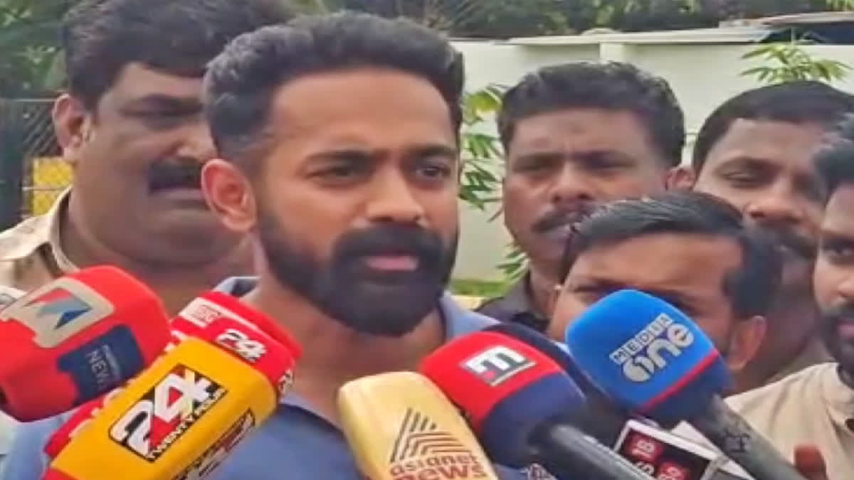ACTOR ASIF ALI  ASKAR ALI  KERALA ASSEMBLY ELECTION 2026  ASIF ALI CAST HIS VOTE