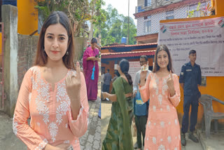 singer deeplina deka casts her vote in Dimoria
