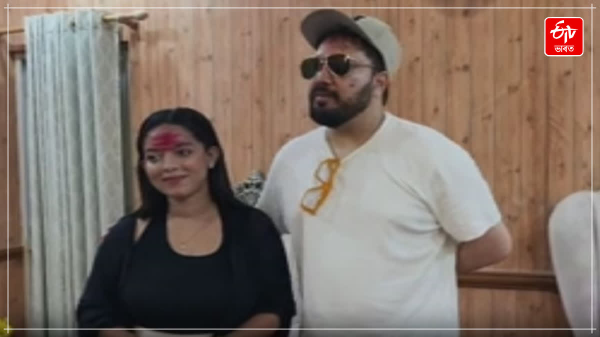 Mika Singh visits Kamakhya