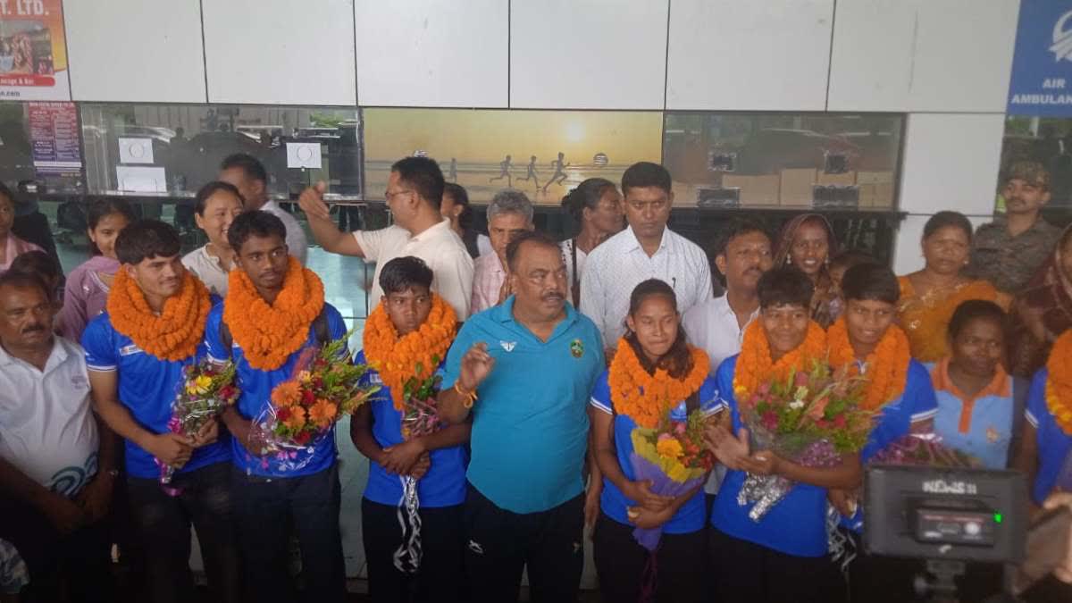 under-18-asia-cup-champions-grand-welcome-at-birsa-munda-airport