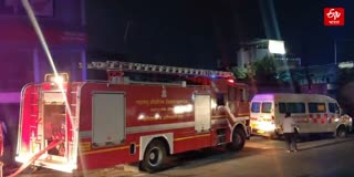 Massive fire showroom in Nagpur