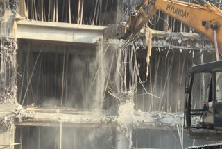 MCD teams carry out demolition and sealing operations against unauthorised constructions across Delhi following the Malviya Nagar fire incident.