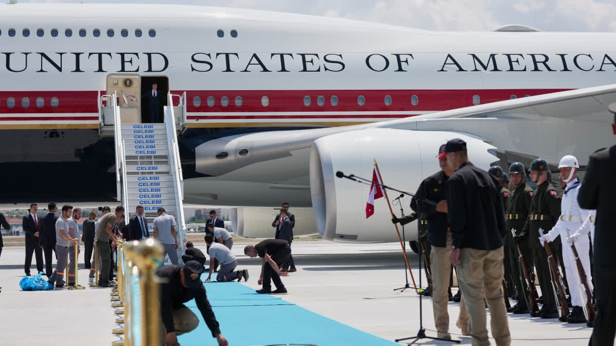US PRESIDENT DONALD TRUMP  TURKEY NATO SUMMIT  QATAR GIFTED JET TO TRUMP  SECURITY CONCERNS JET EXCHANGE
