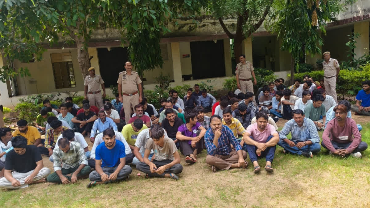 People living without rent agreement and police verification arrested