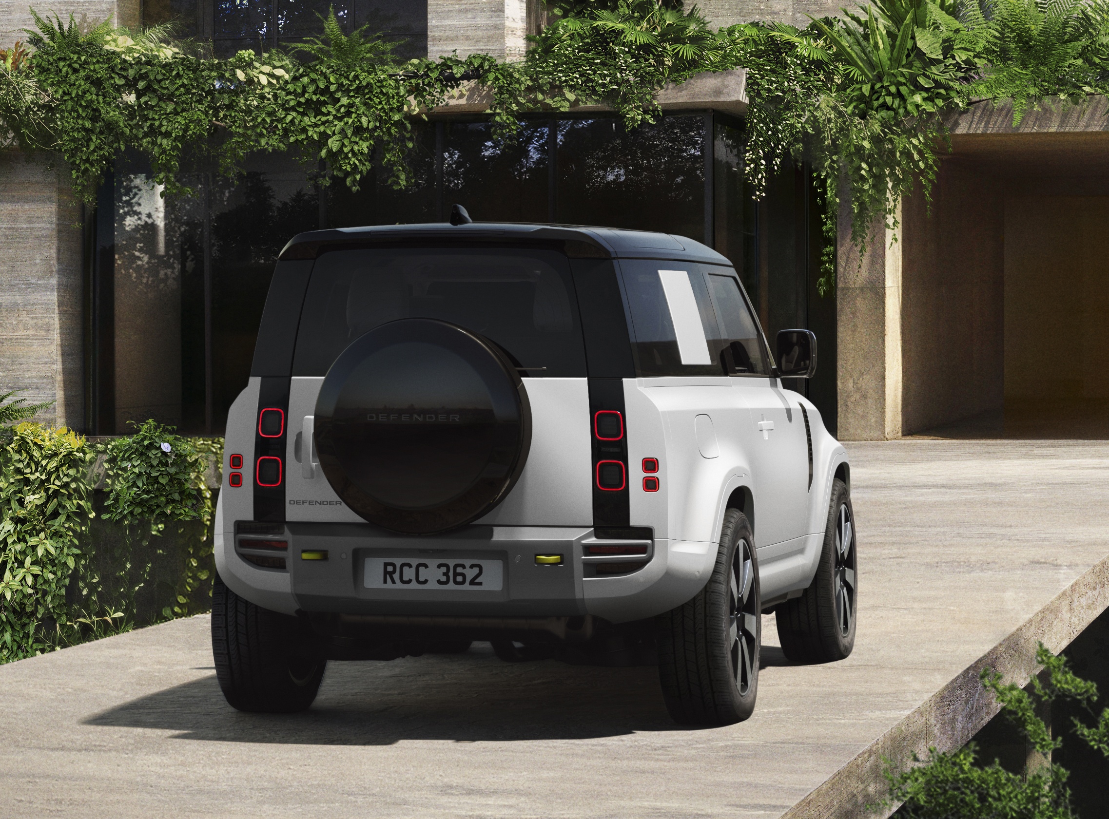 New Vertex variant of the 2026 Land Rover Defender
