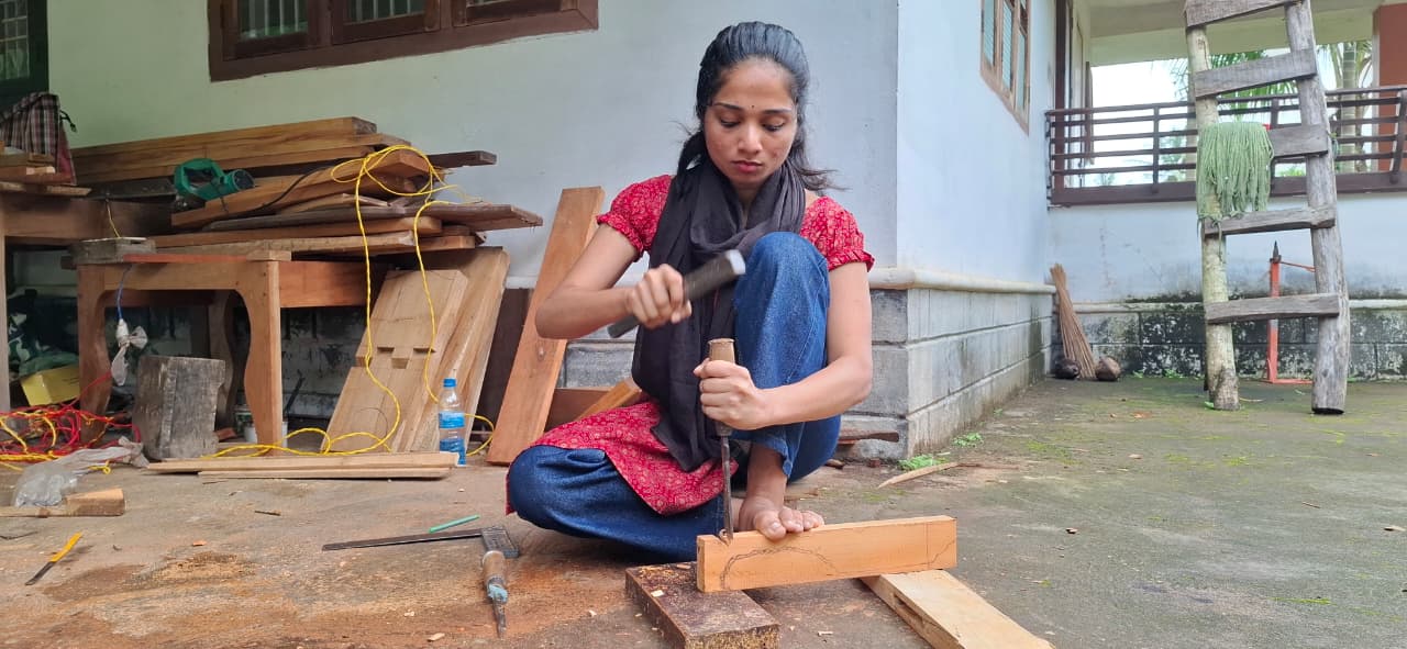 CARPENTRY GIRL SNEHA