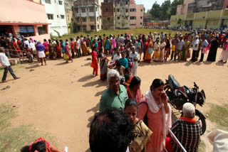TN Ration Cardholders To Get Good Quality Attractive Dhoti, Saree As 2027 Pongal Gift