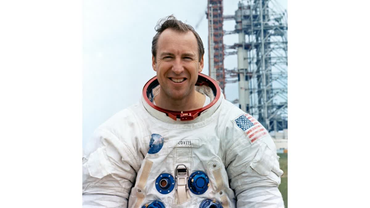 Jim Lovell, who guided Apollo 13 safely back to Earth, dies aged 97