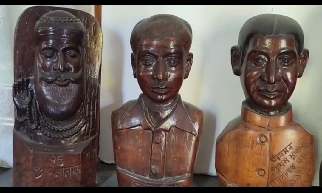 Sculptor Pradip Gogoi