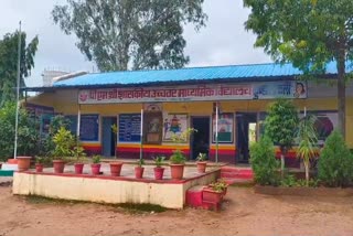 chhindwara school teacher suspend