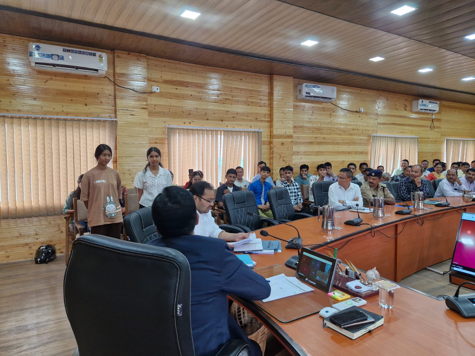 Student Sit DM Chair Pithoragarh