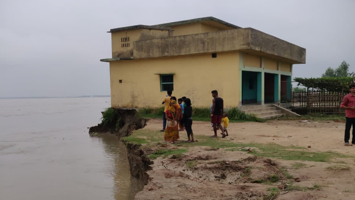 West Bengal: Severe River Erosion Hits Malda And Murshidabad West Bengal: Severe River Erosion Hits Malda And Murshidabad