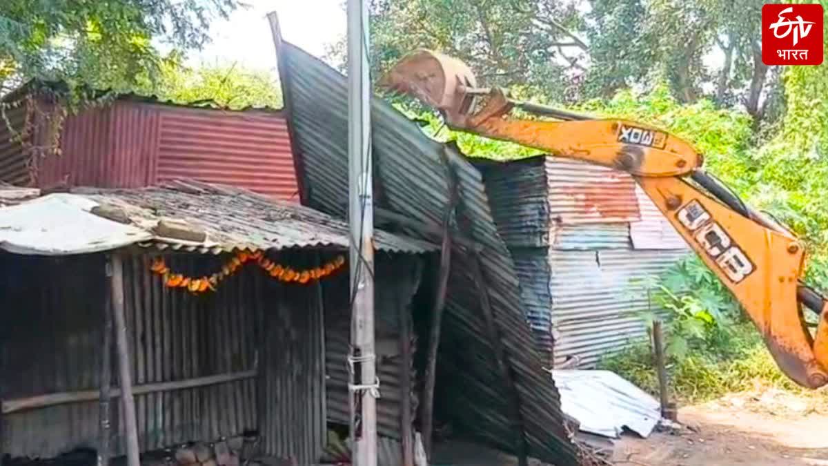 Nashik police JCB action