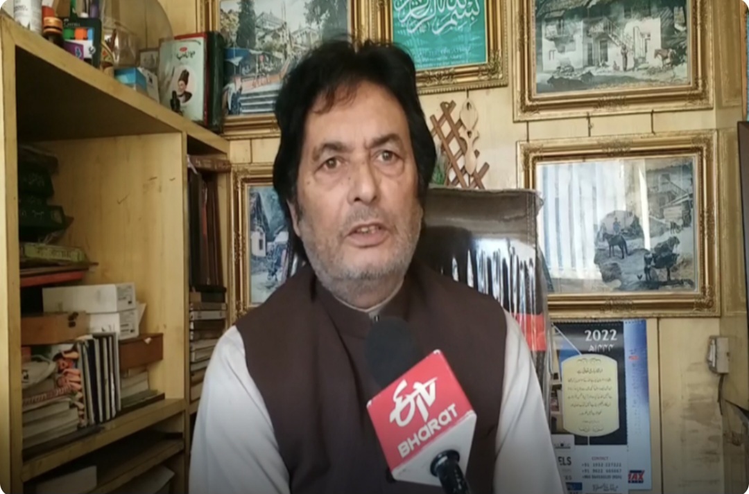 ادیب، قلمکار، اداکار اور براڈکاسٹر زاہد مختار