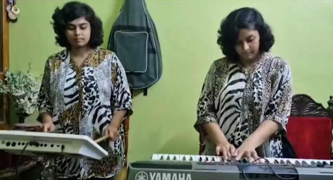 କିବୋର୍ଡ ପ୍ଲେୟାର ସ୍ମତି ସଂସରିକା