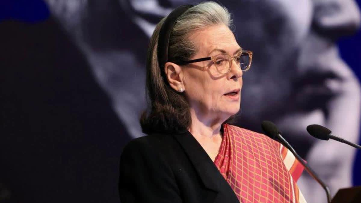Sonia Gandhi receives notice