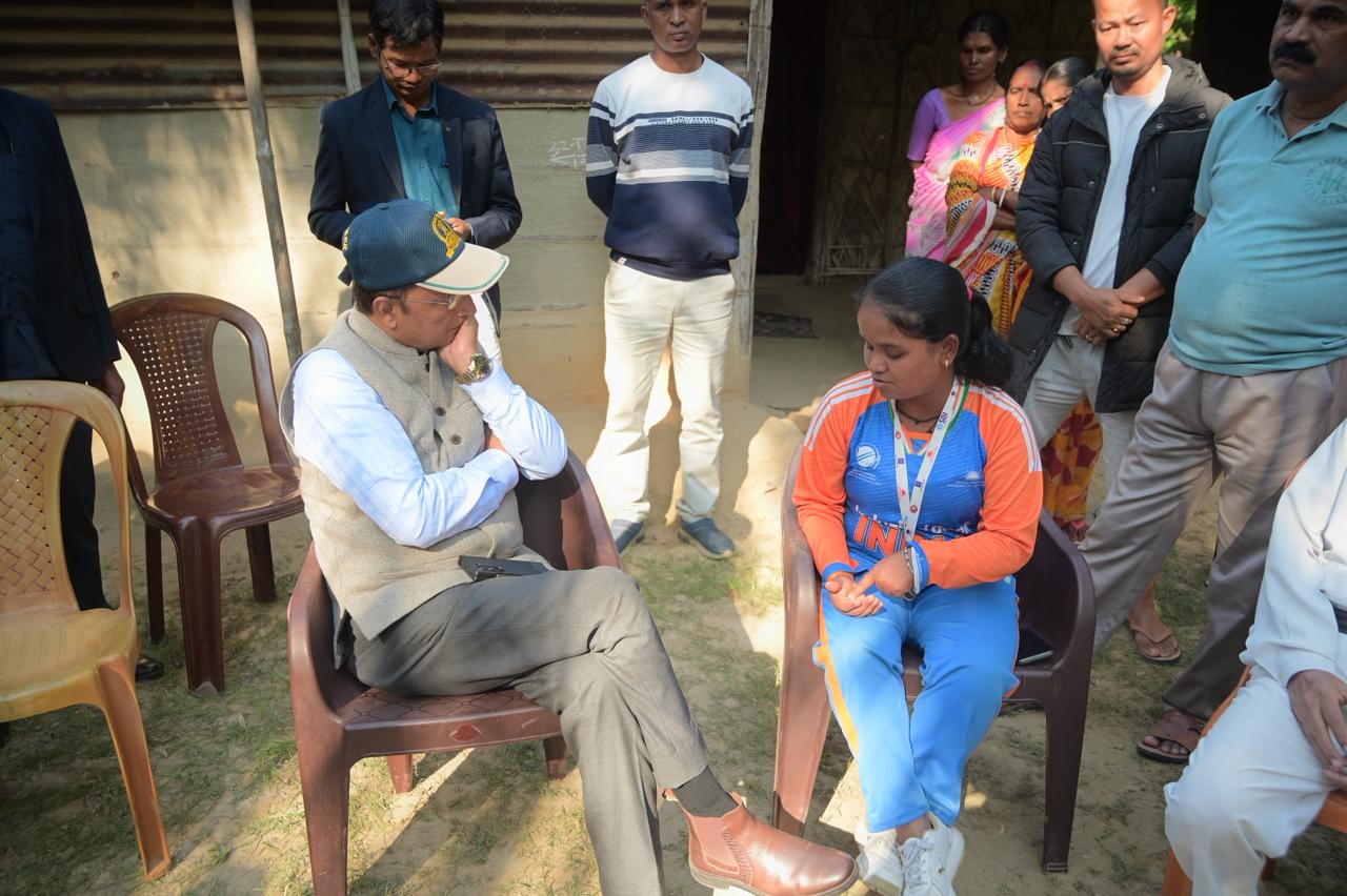 Nagaon DC Devashish Sharma visited Indian blind cricketer Simu Das's home