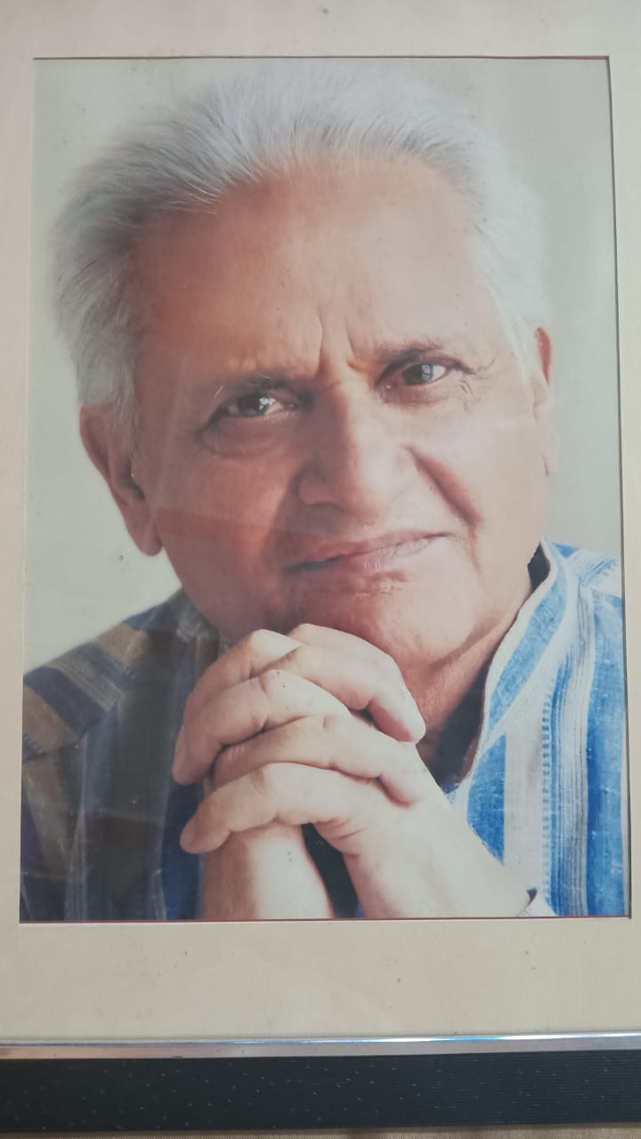 Poet Pandit Narendra Mishra