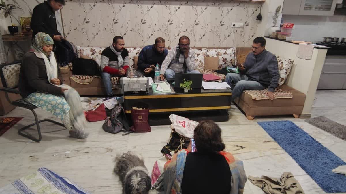 अधीक्षण अभियंता विष्णु चंद गोयल के घर की तलाशी