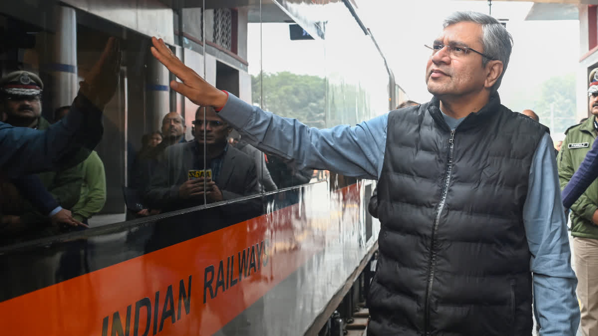 RAILWAYS  INDIAN RAILWAY NEWS  Ashwini Vaishnaw  52 Weeks 52 Reforms