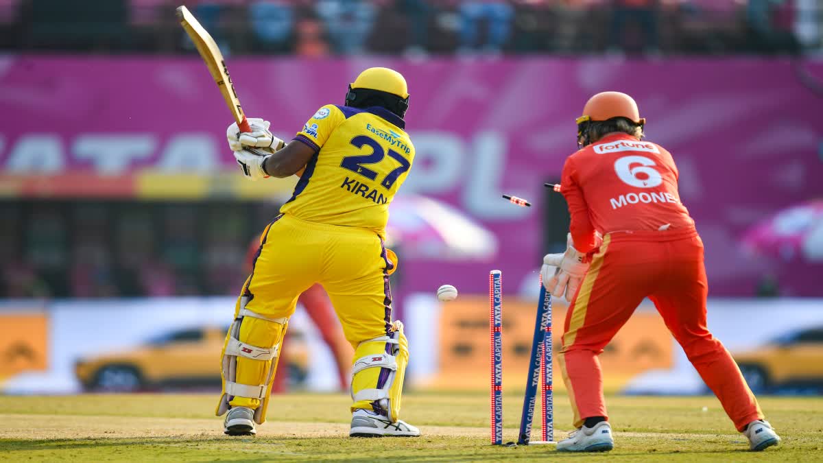 यूपी वारियर्स बनाम गुजरात जायंट्स