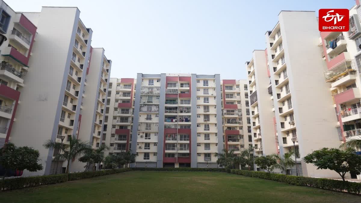 LDA के 14 अपार्टमेंट्स के कार्पस फंड का विवाद.