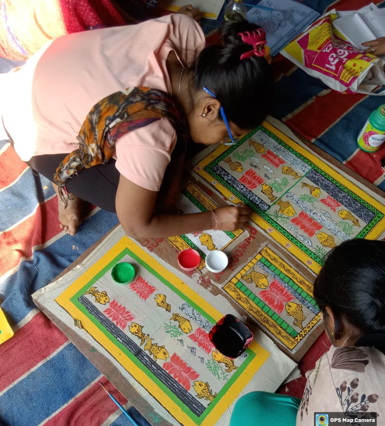 Beating Poverty With Pattachitra, Odisha's Pankajini Mohapatra Paints Her Way To Financial Independence