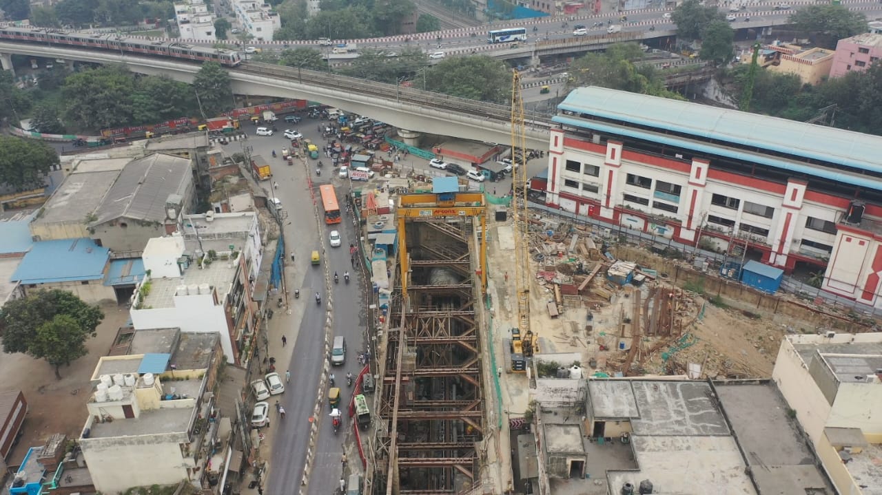 दिल्ली की संकरी सड़कों के लिए अब 7 मीटर की ‘मिनी बसें’ भी चलाएगी सरकार