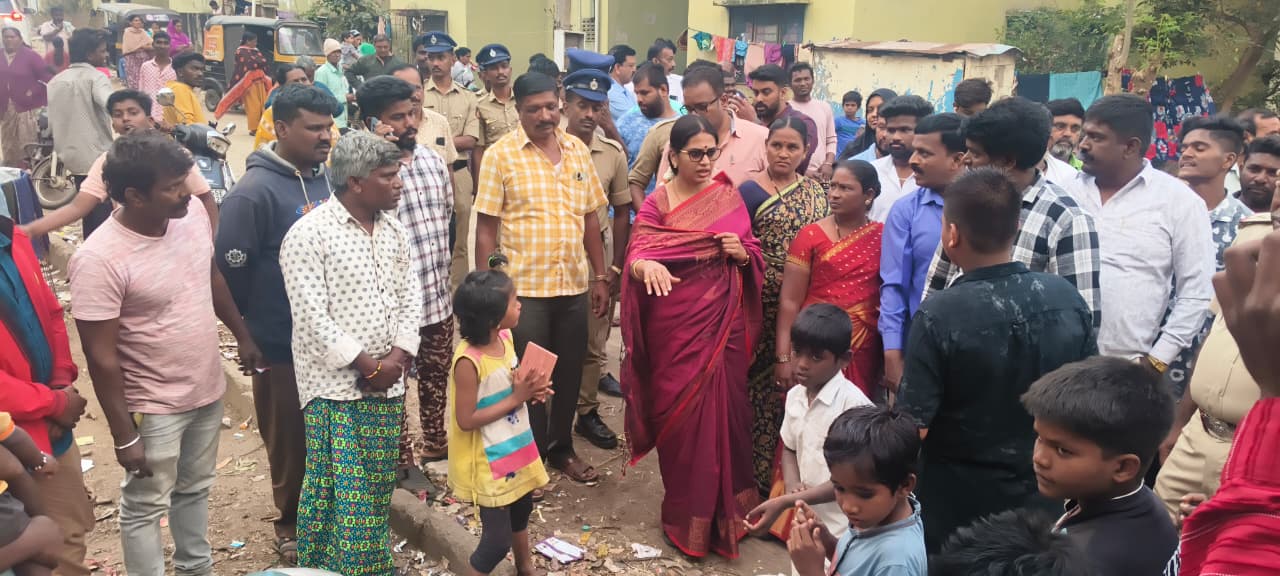 We have lived here for 15 years, give me a roof, the vagrants will cry.