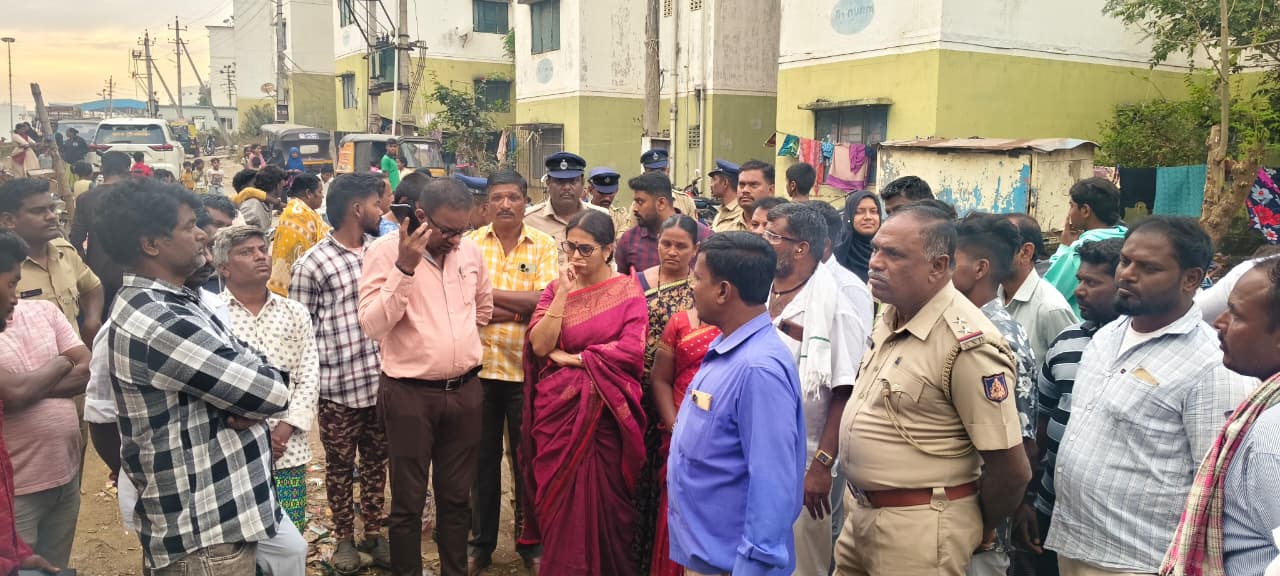 We have lived here for 15 years, give me a roof, the vagrants will cry.