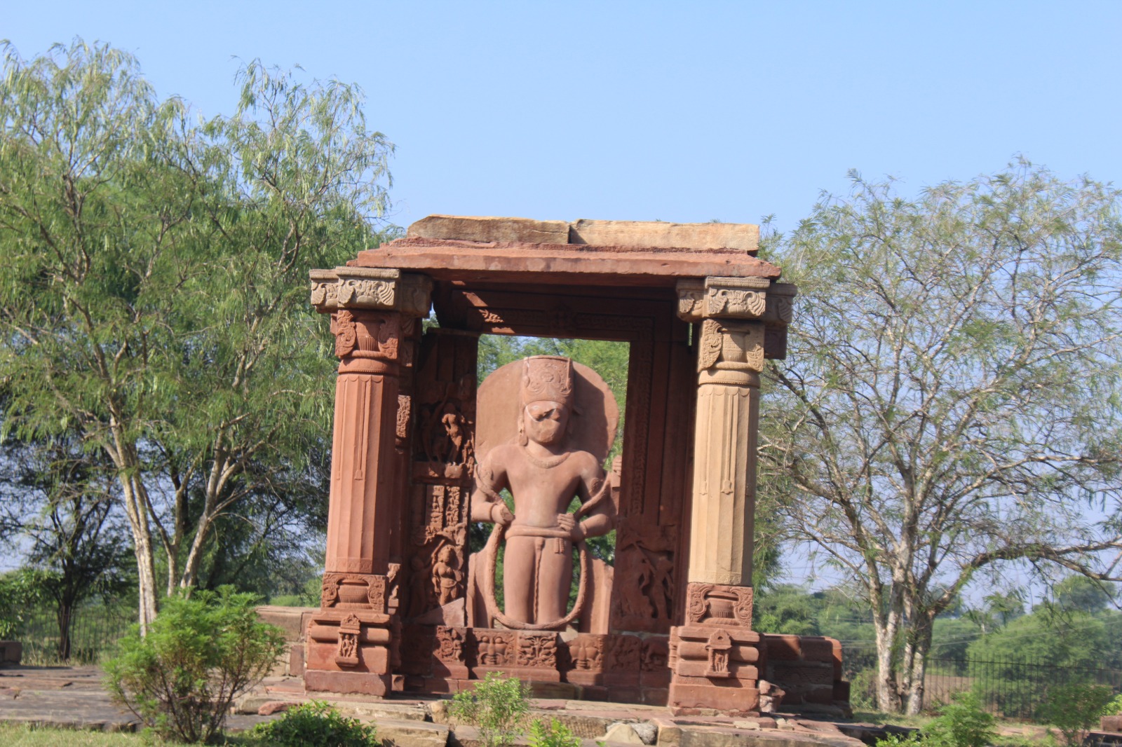 eran village vishnu temple