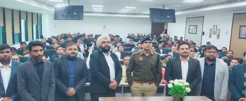 up police trained to catch criminals with ai hindi latest news