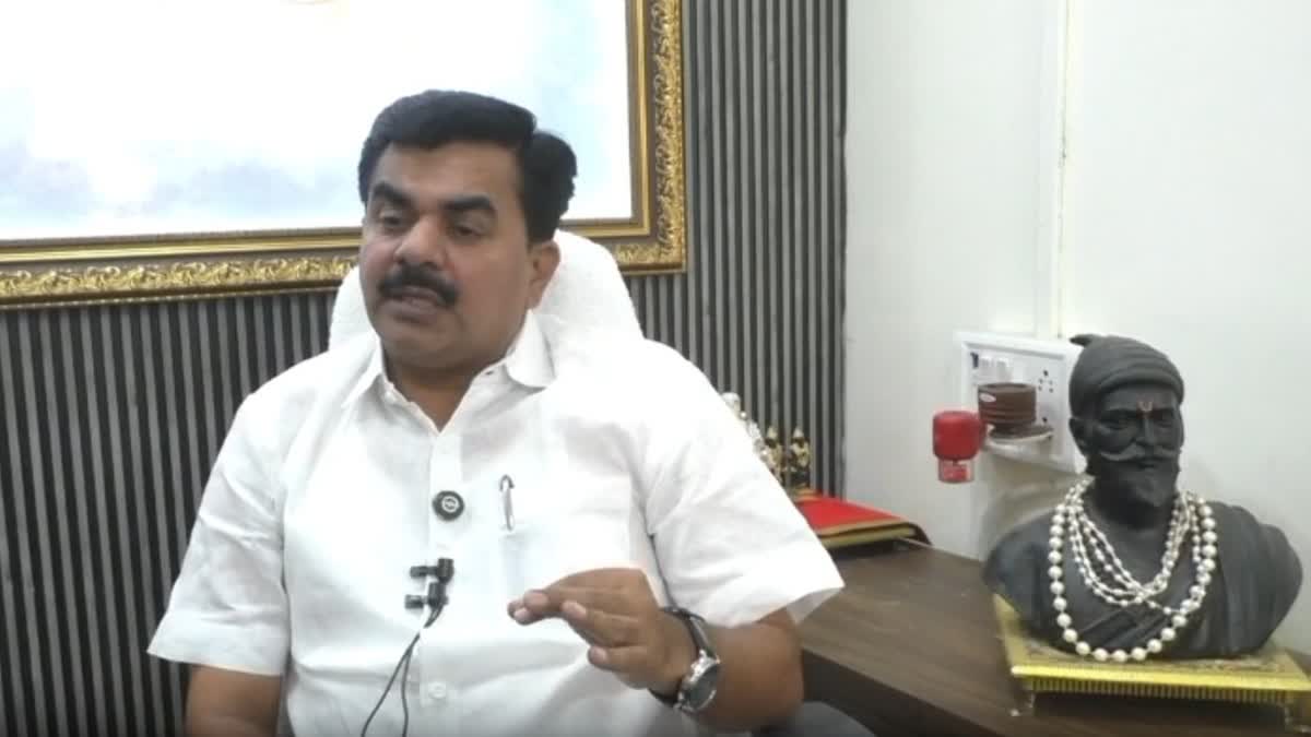 भाजपा प्रवेशाच्या अफवेवरून काँग्रेस खासदार रवींद्र चव्हाण संतापले; “मी  शेवटपर्यंत काँग्रेसमध्येच”