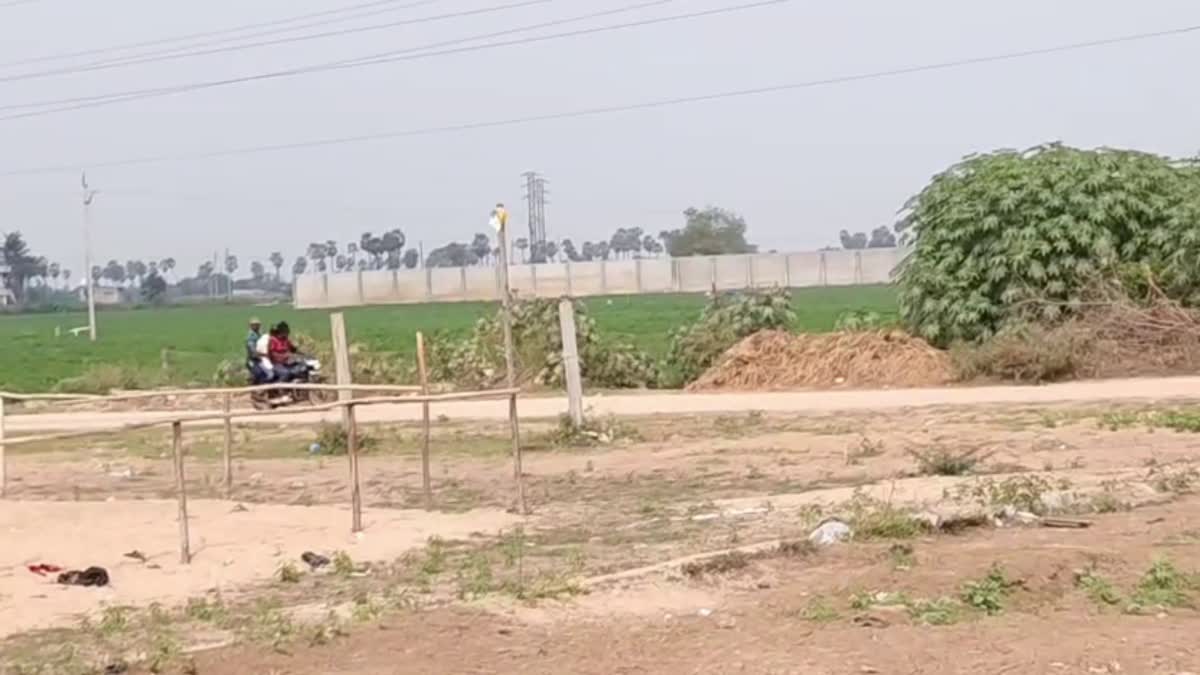 Bapatla: Son carries father's body on bike due to lack of money