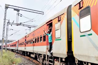 RATLAM HOLI SPECIAL TRAIN