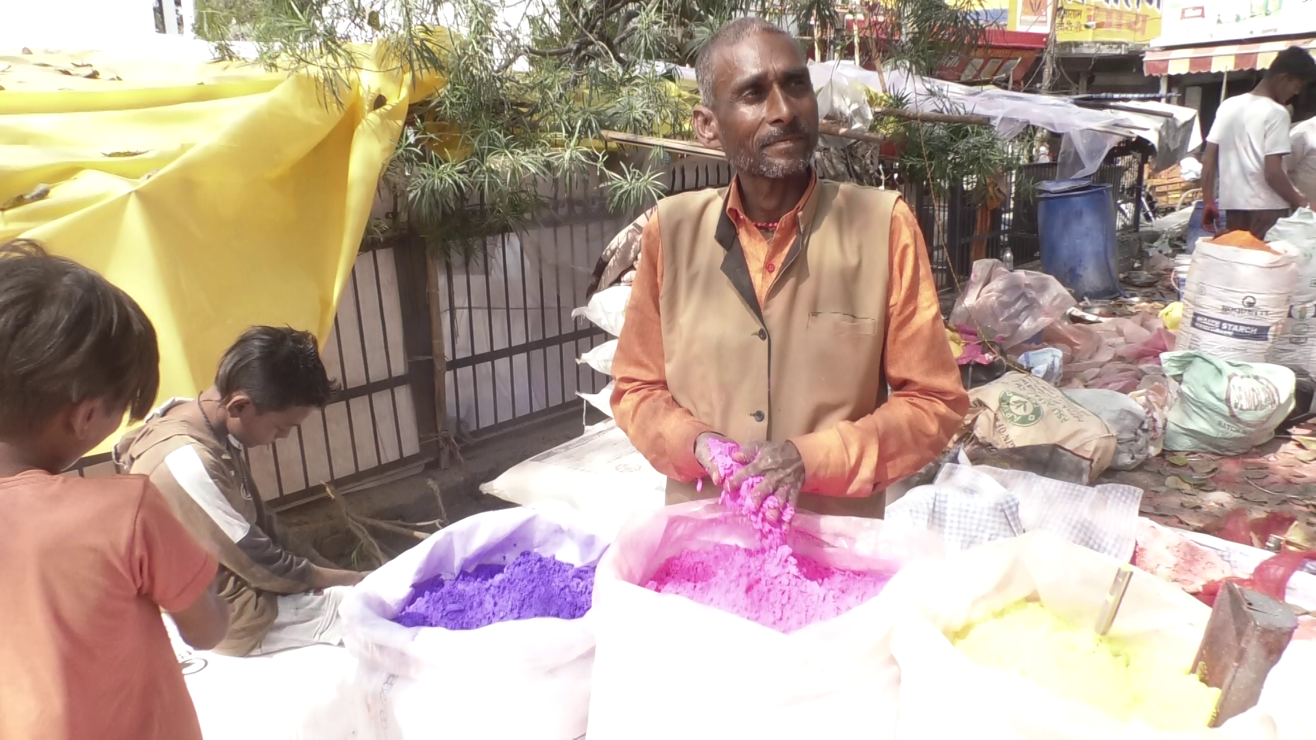 Handmade Holi Colour Making in Dehradun