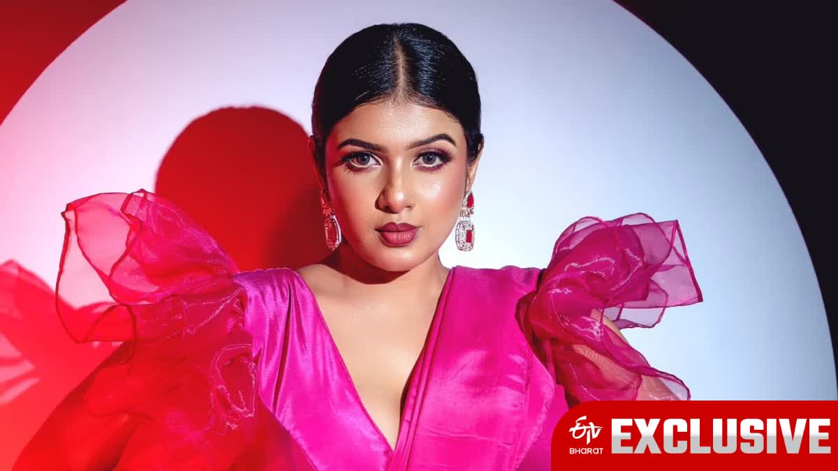 SUSMITA ROY