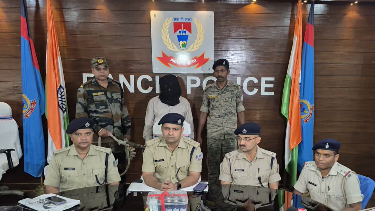 रांची में स्टूडेंटस के बीच नशीली दवाओं की बिक्री करने वाले गिरोह का  पर्दाफाश, नशीली टैबलेट और शिरफ बरामद