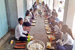 Crisis in School Kitchens: LPG Documentation Hurdles Halt Mid-Day Meals In Kashmir