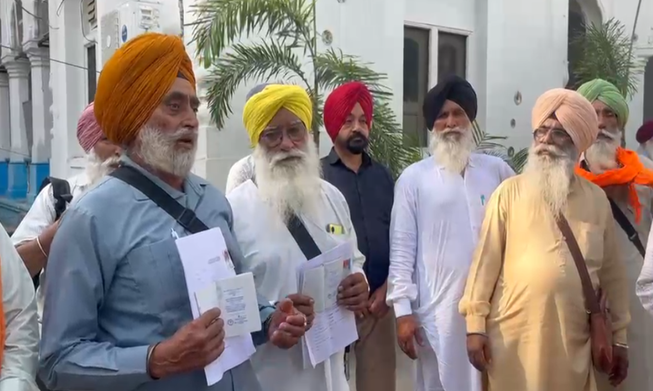 ਸ਼ਹੀਦੀ ਦਿਹਾੜੇ ਮੌਕੇ 541 ਸਿੱਖ ਸ਼ਰਧਾਲੂ ਪਾਕਿਸਤਾਨ ਲਈ ਰਵਾਨਾ, ਨਨਕਾਣਾ ਸਾਹਿਬ ਸਮੇਤ ਇਤਿਹਾਸਕ ਗੁਰਧਾਮਾਂ ਦੇ ਕਰਨਗੇ ਦਰਸ਼ਨ ਸ਼ਹੀਦੀ ਦਿਹਾੜੇ ਮੌਕੇ 541 ਸਿੱਖ ਸ਼ਰਧਾਲੂ ਪਾਕਿਸਤਾਨ ਲਈ ਰਵਾਨਾ, ਨਨਕਾਣਾ ਸਾਹਿਬ ਸਮੇਤ ਇਤਿਹਾਸਕ ਗੁਰਧਾਮਾਂ ਦੇ ਕਰਨਗੇ ਦਰਸ਼ਨ