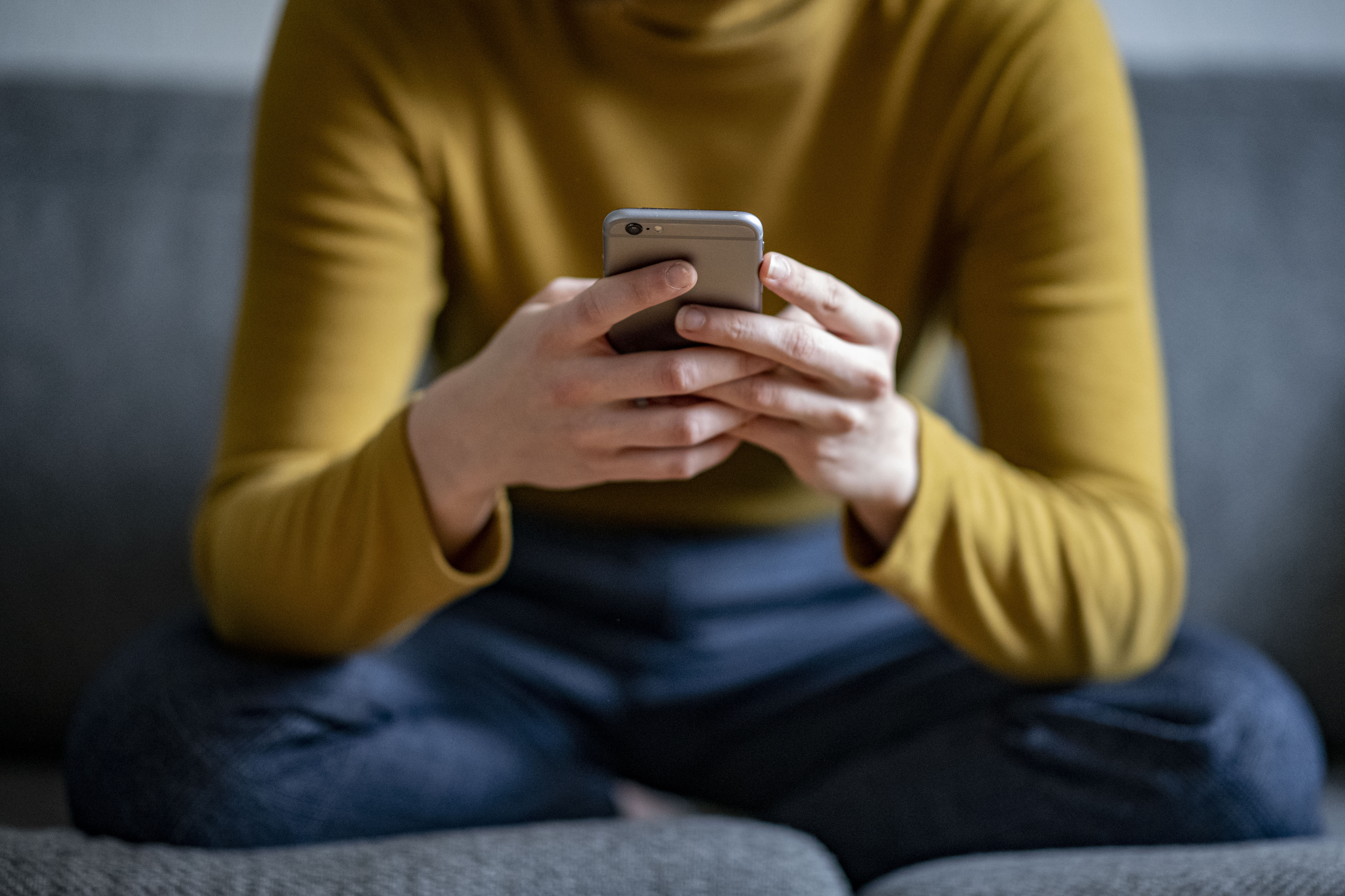 Cortisol Spikes From Screens ? Find out the answer from a doctor.