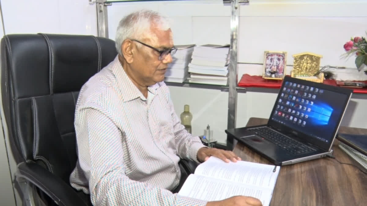71-Year-Old Tarachand Agarwal Clears CA Exam Post Retirement