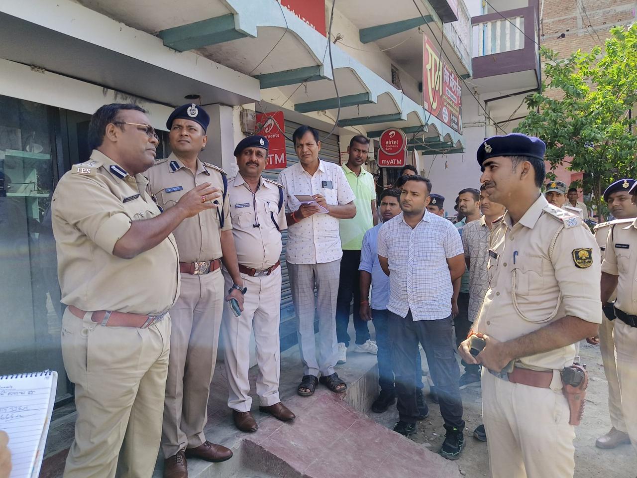 मौके पर पहुंचे सारण डीआईजी और एसएसपी