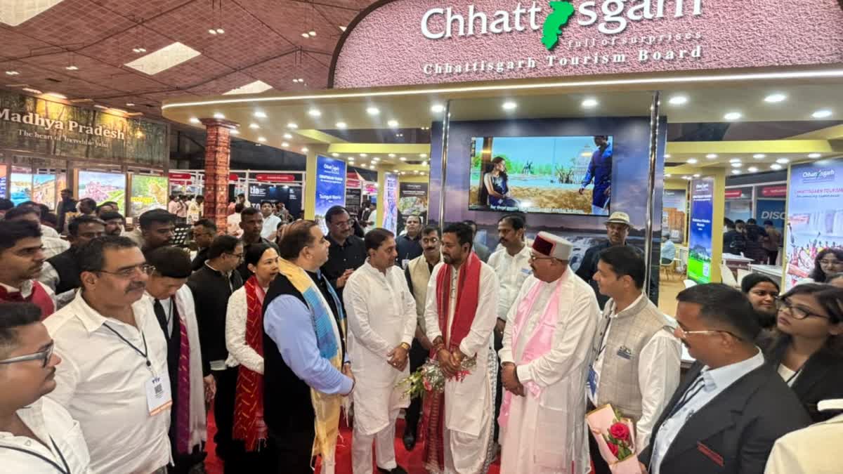 ट्रैवल एंड टूरिज्म फेयर कोलकाता-2026 में छत्तीसगढ़ पर्यटन का दमदार  प्रदर्शन, नक्सल मुक्त बस्तर को पर्यटन हब बनाने की तैयारी