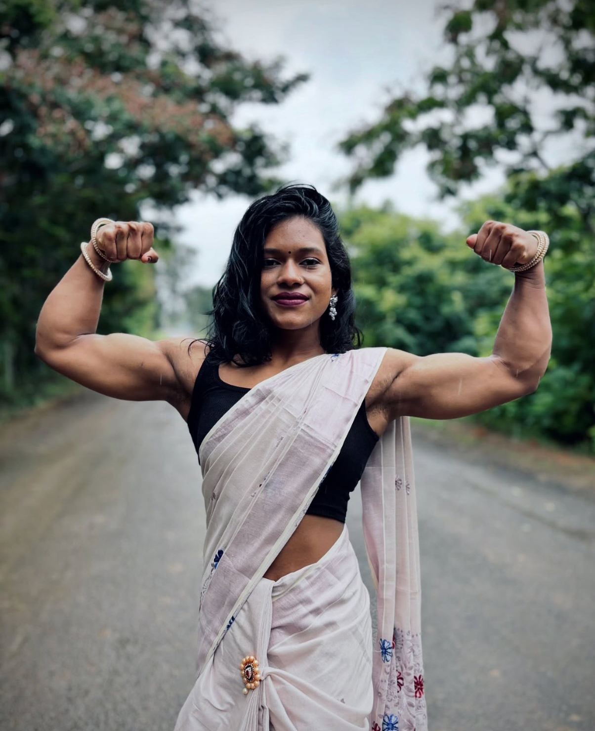 How Narayanpur’s Khushboo Nag Lifted Herself And Bastar Onto The World Bodybuilding & Weight-Lifting Stage