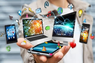 According to experts, Myspace will have to create a completely different product to compete with major platforms like Instagram and TikTok.